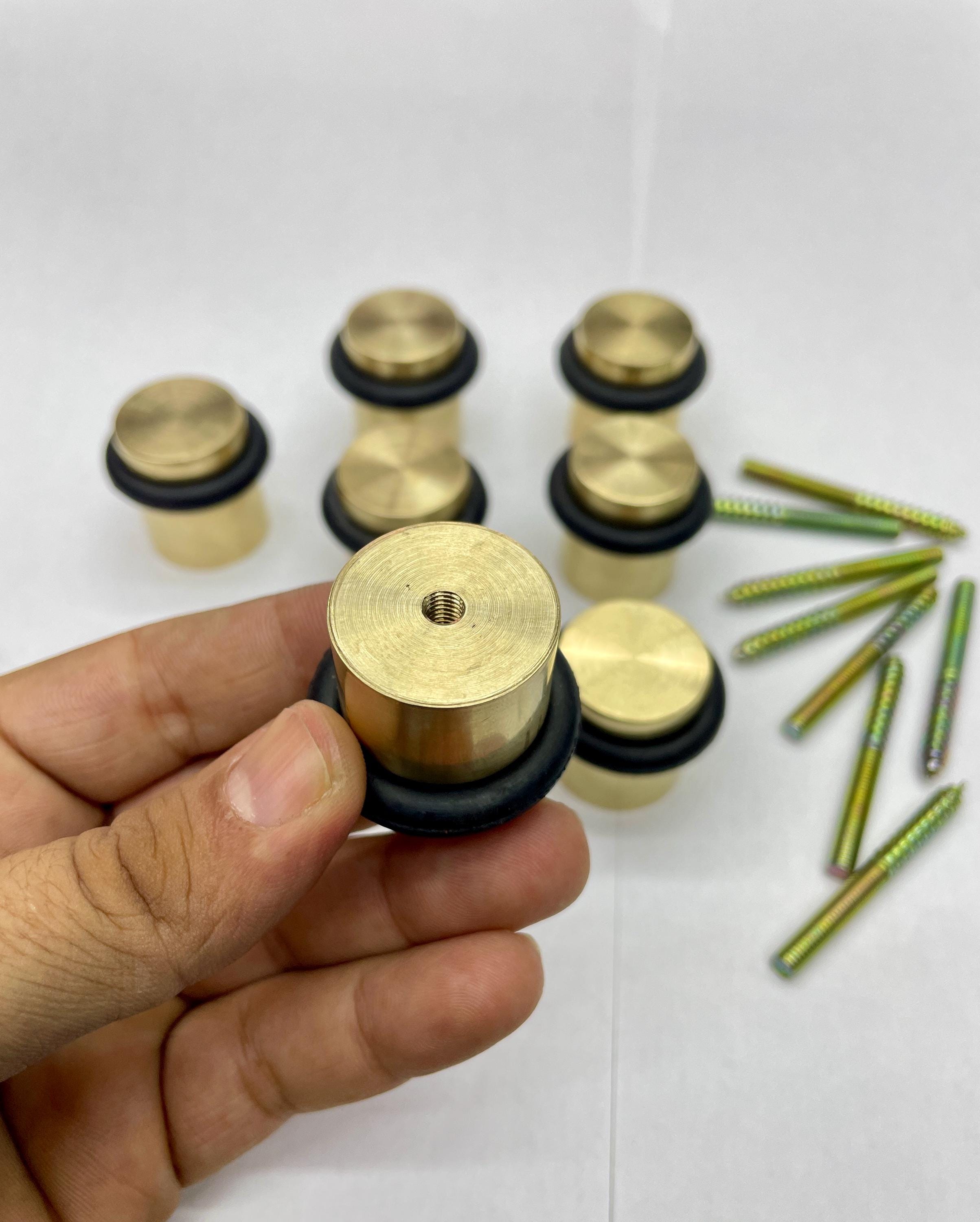 手作りの無塗装真鍮製ドアストッパー：モダンでミニマリストなデザイン