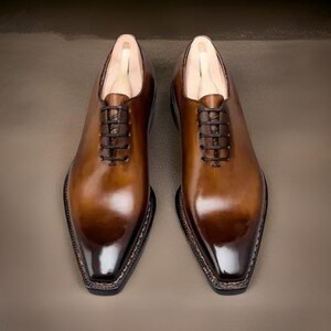 Handmade Brown Leather oxford shoes, Handcrafted Men&#39;s Whole Cut Lace Up shoes