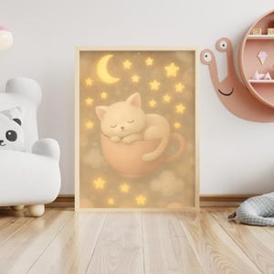 Traumhaftes Poster schlafende Katze in Teetasse, mit Sternenhimmel, Digitaler Kunstdruck fürs Babyzimmer, sofortiger Download zum Ausdrucken