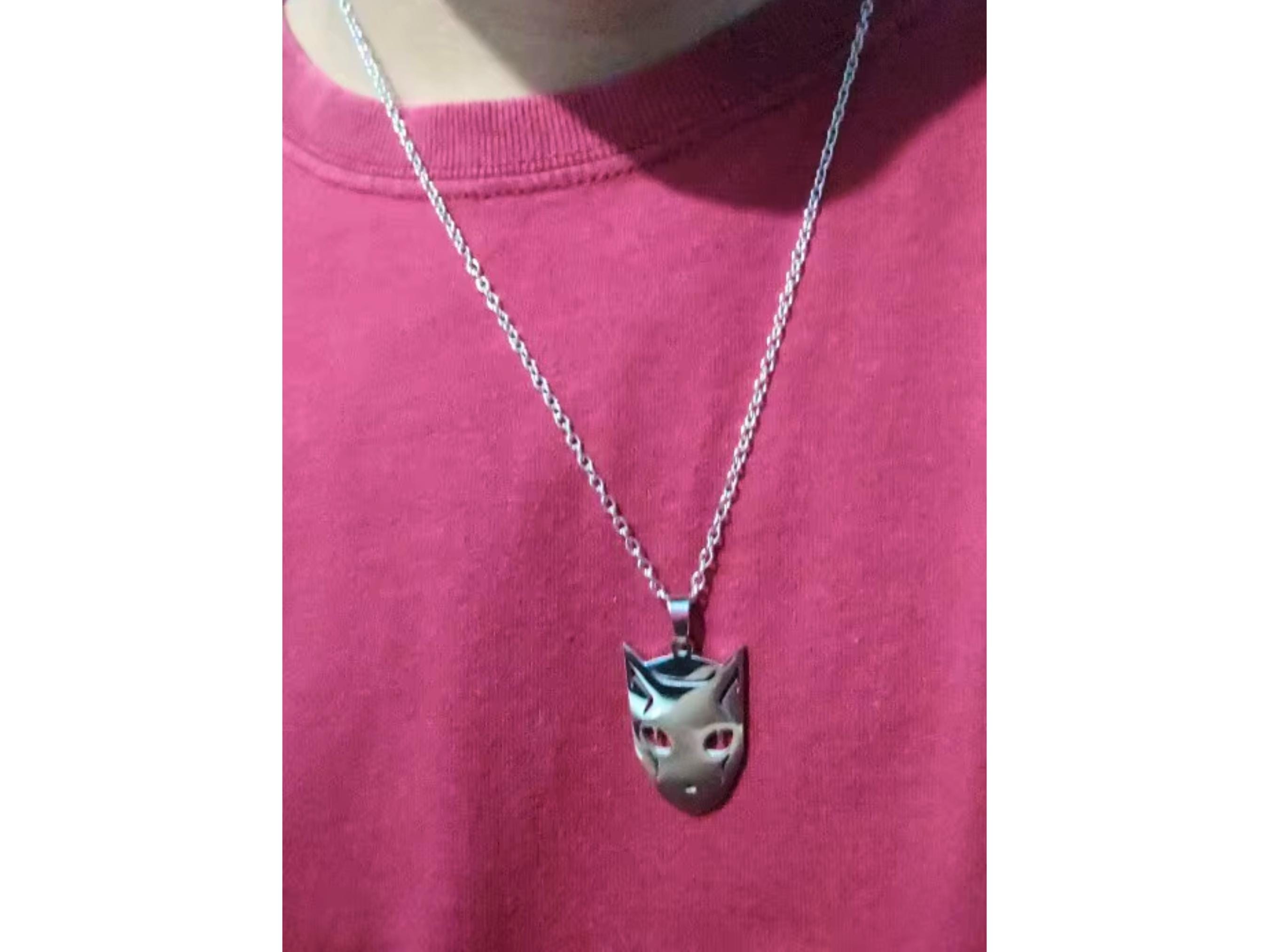 Collana JoJo's Bizarre Adventure | Ciondolo Killer Queen E Josuke | 3 Pezzi In Metallo | Fan Gift Ufficiale