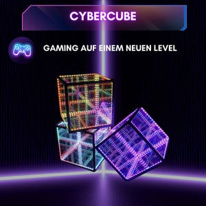 Könnte beinhalten: Drei farbige, würfelförmige LED-Leuchten mit schwarzem Rahmen. Die Würfel sind übereinander gestapelt und in verschiedenen Farben beleuchtet. Der Text "CYBERCUBE" und "GAMING AUF EINEM NEUEN LEVEL" ist oben im Bild sichtbar.