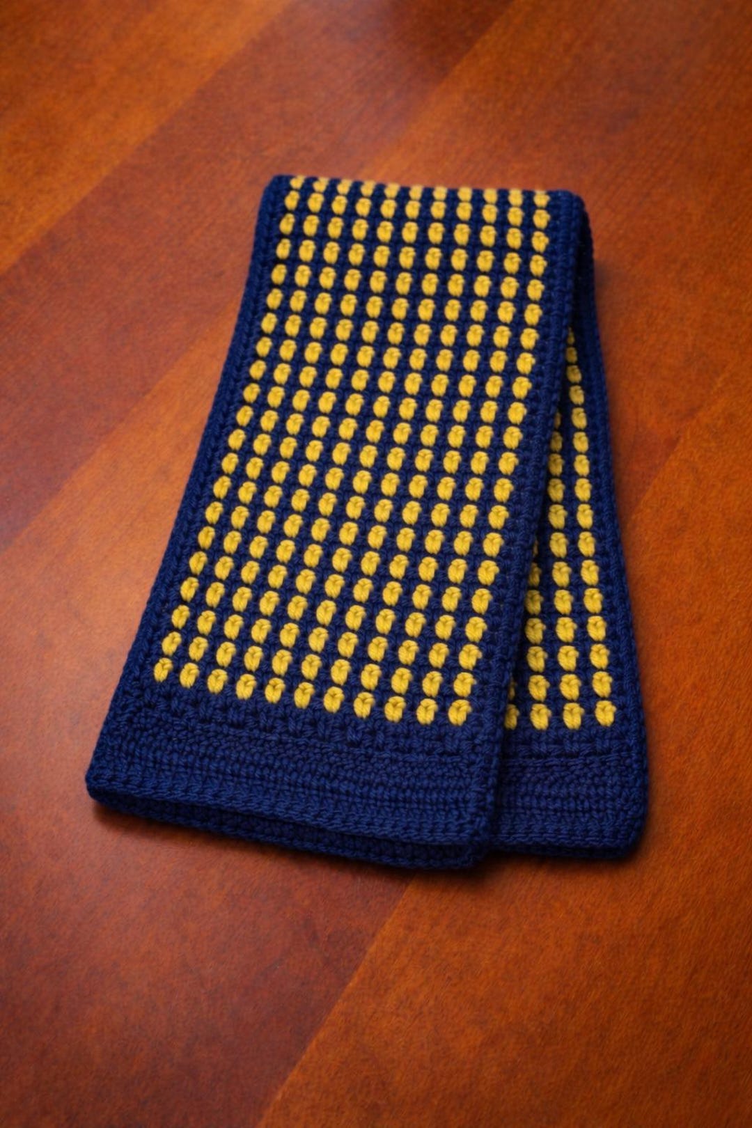 Michigan Scarf Pattern UNIVERSITY OF MICHIGAN Colored Scarf Crochet Pattern | Beginner ...