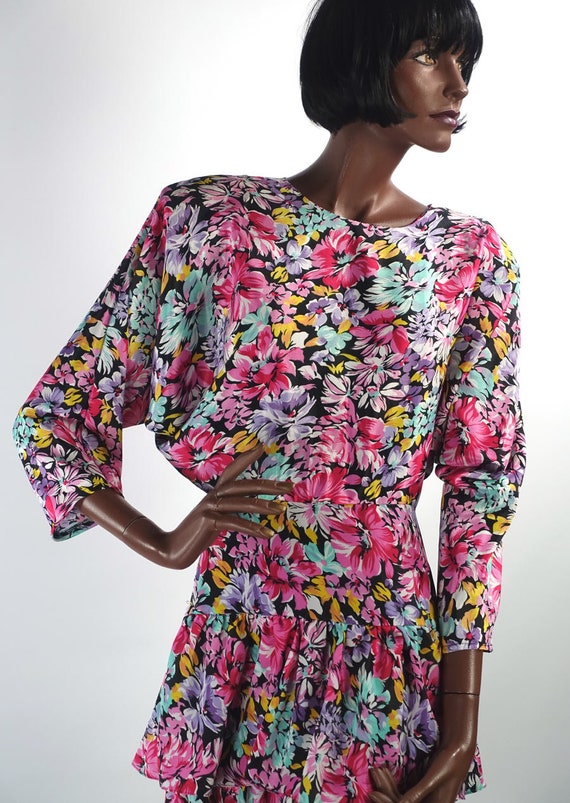 80s Vintage Floral Print Dress Dramatic Tiered Ski