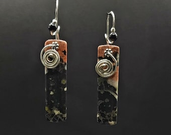 LiVeWiReS, Thulite, Black Onyx,The BoLt, Sterling Silver, Hooks, Drop Earrings, Whimsical, LiveWires, Earth & Sky, LW2, FREE POSTAGE!