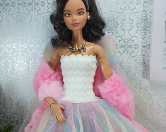 Vestido de gala de lujo en colores pastel, estola, zapatos y collar para muñecas de moda de escala 1/6