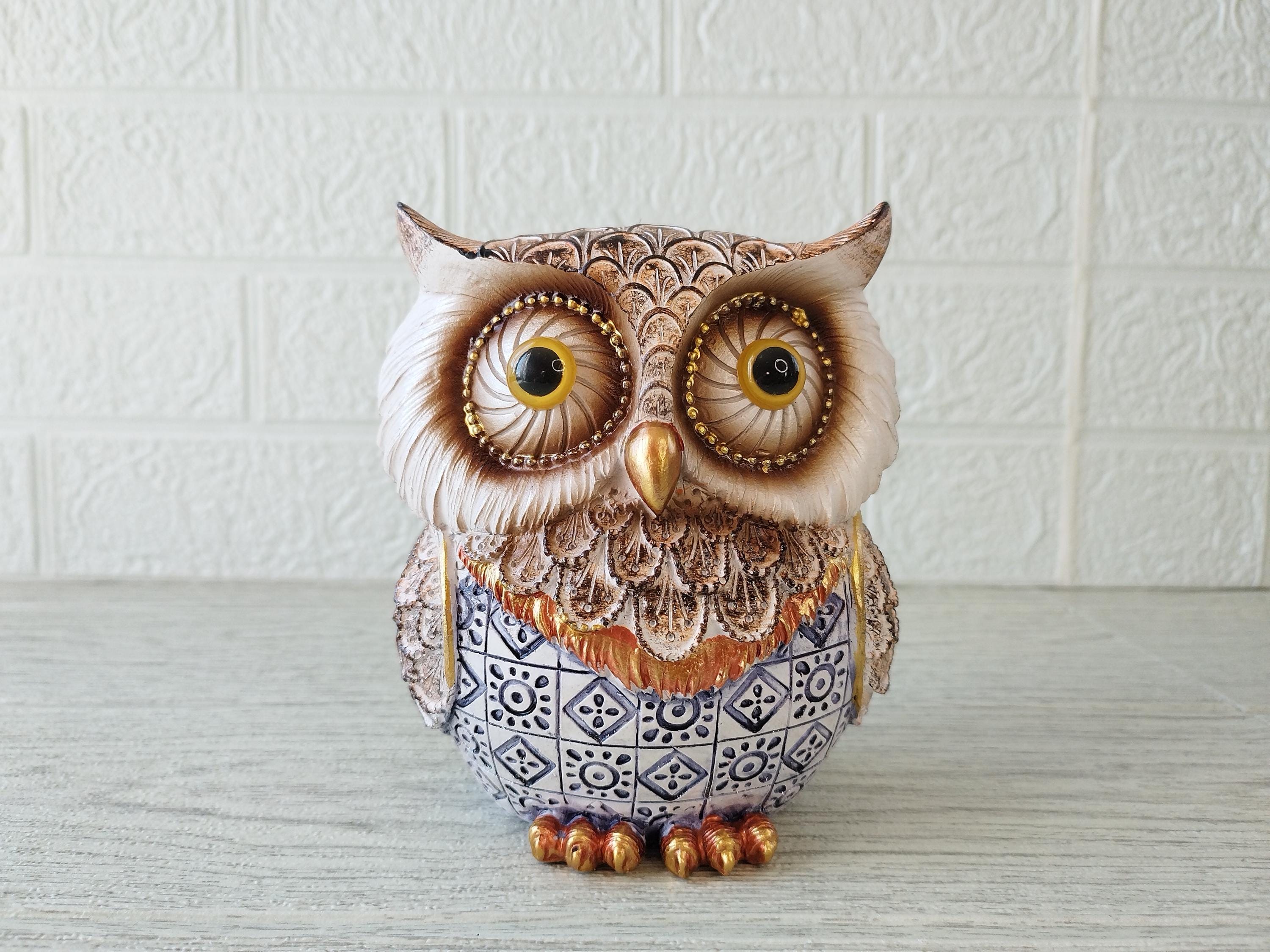 Owl  Figurine, Shelf Decor Owl Statue, Woodland Owl Decoration, Modern Owl Statue, Collectible Bird 