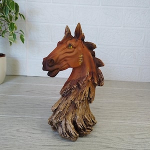 Horse Head Sculpture – Resin Horse Bust Statue – Rustic Equine Decor – 21cm Horse Figurine – Western Home Gift – Horse Lover Gift