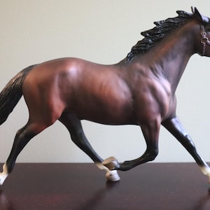 Vintage Breyer Pacer #731 Niatross - Matte Bay with Purple Halter