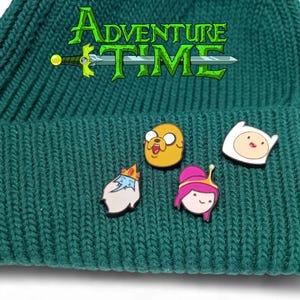 Adventure Time Pins, 3D gedruckte Cartoon Abzeichen, handbemalte Geeky Accessoires, Sammlerstück Fan Art Geschenk, Cosplay Convention Merch
