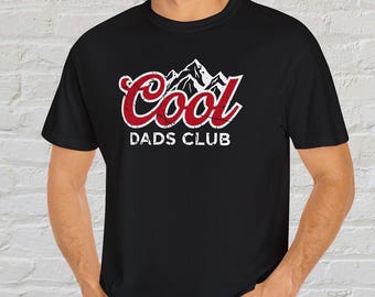 Camisa Cool Dads Club, Camisa engraçada para marido, Presente para ele, Presente para o dia dos pais, Camisa para papai, Futuro papai, Pai descolado, Camisa para pai, Cores confortáveis