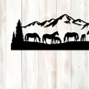 Decorazione murale in metallo con cavallo nella foresta, decorazione murale in metallo con cavallo, cartello con famiglia di cavalli, decorazione murale in metallo con cavallo, scena murale in metallo con foresta,