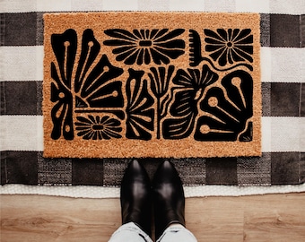 Boho Welcome Doormat, Modern Botanical Entry Rug, Floral Porch Decor, Housewarming Gift, Mid Century Outdoor Mat, Scandinavian Home Decor