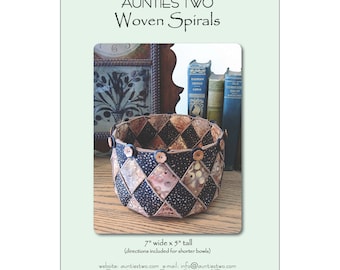 Auntie's Two Woven Spirals Decorative Bowl Pattern - Kitchen Cover, Storage, Organization