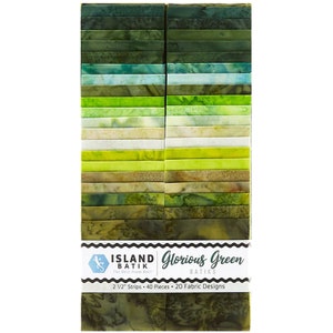 ENVÍO GRATIS - Island Batik Glorious Greens Fabric Jelly Roll Quilt Strips - 40 tiras precortadas de 2,5&quot; de ancho - 100% algodón