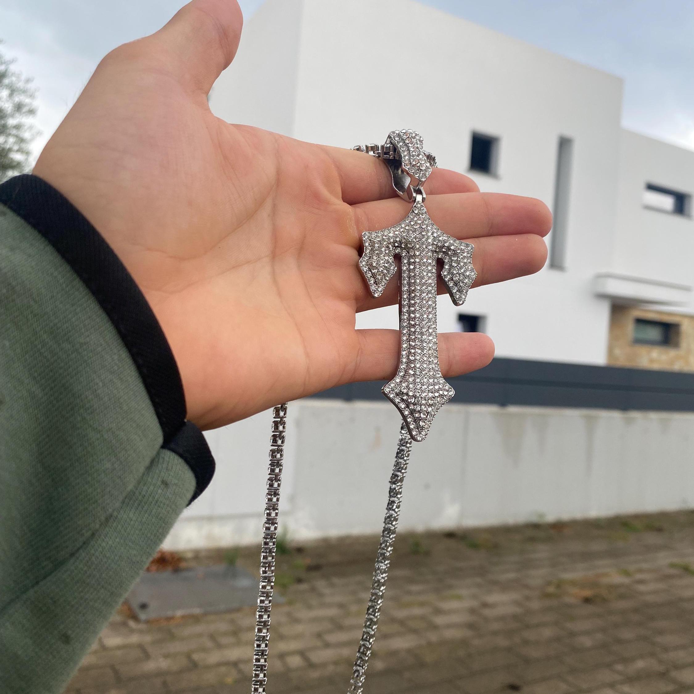 Trapstar Tennis Chain With T Pendant - 4mm 50cm Necklace for Men
