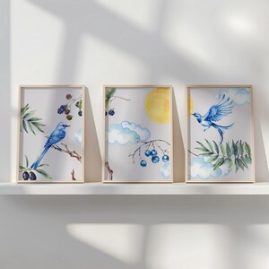 Blue Bird Chinoiserie Wall Art Decoração de quarto Conjunto de 3 peças Arte tríptica sobre a cama Arte de parede estética Decoração feminina Decoração de dormitório universitário Apartamento fofo