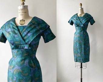 Robe bleue violette de cocktail en soie imprimée abstraite des années 1960