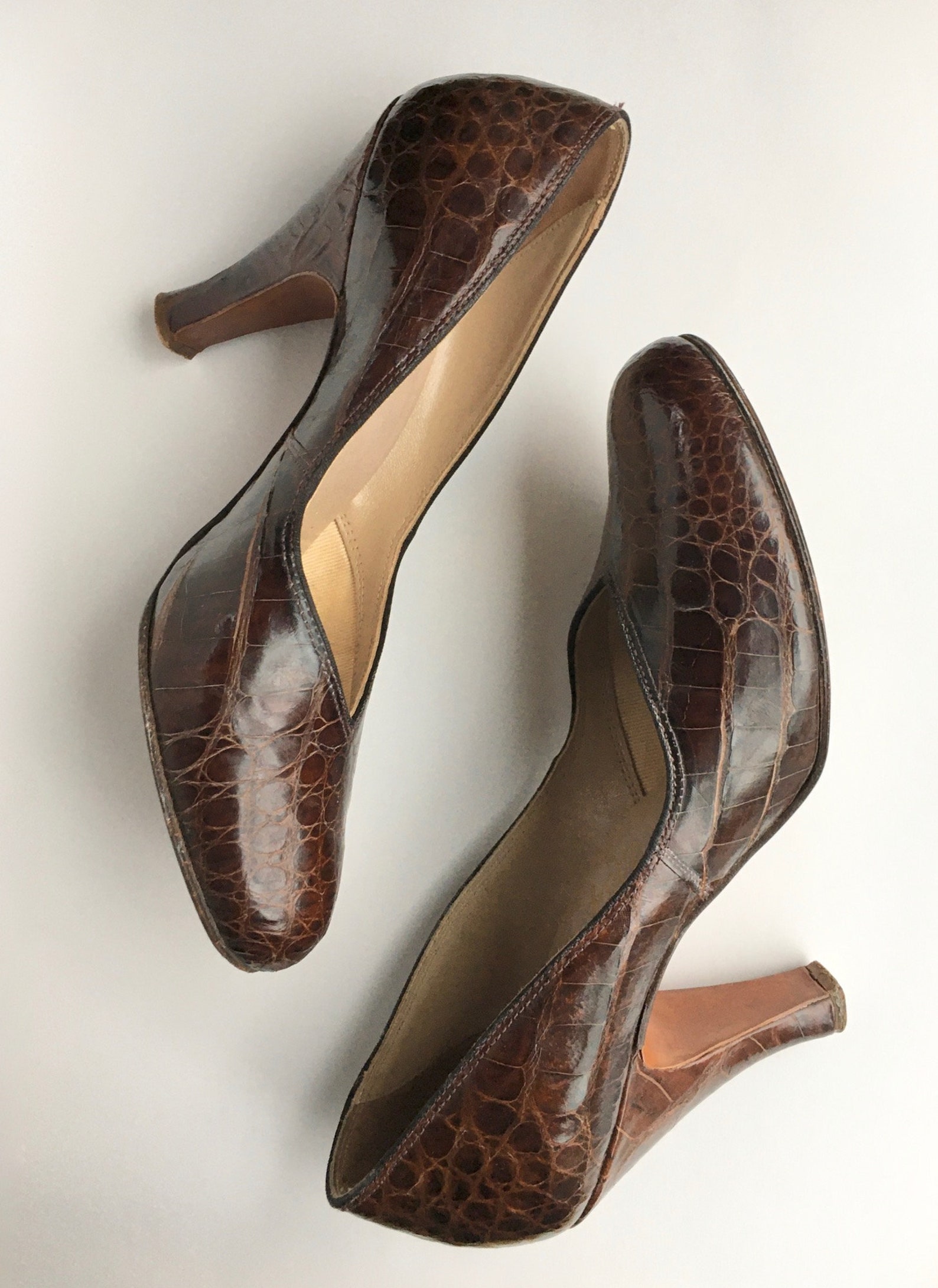 crocodile print pumps