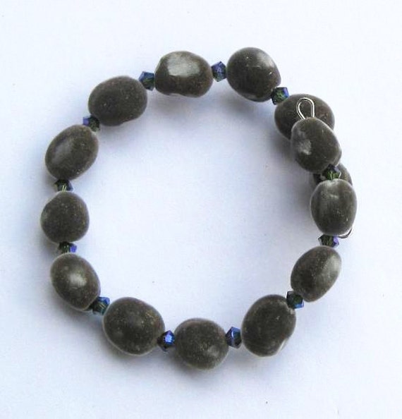 【呪物】カイラスブレスレット Hawaiian Mgambo Seed Bracelet With Tourmaline 2AB or AB2X