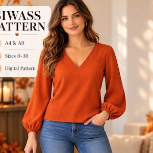 Op de afbeelding: Een roestoranje blouse met lange mouwen, een V-hals en geplooide boorden. De afbeelding bevat de tekst SIWASS PATTERN, A4 & A0, Sizes 0-30 en Digital Pattern. De blouse wordt gecombineerd met een blauwe spijkerbroek voor dit digitale naaipatroon.