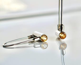 Orecchini Hope - Orecchini pendenti spaiati in argento sterling e citrino - Gioielli minimalisti fatti a mano