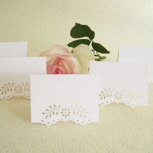 Blank Escort Cards  ~ Wedding Place Cards - Eyelet Vine / White / Ivory / Blush / Kraft Brown / Gray