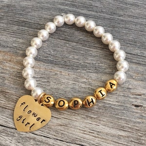 Flower girl bracelet, flower girl, jewelry, flower girl gift, flower girl bracelet, flower girl pearl bracelet, wedding flower girl gift