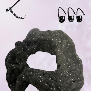 Glittery scrunchies hair elastic