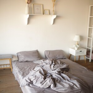 Beddengoed, dekbedovertrek, lakens, kussenslopen, spreien, dekens, plaids, minimalistische beddengoedset, 4-delig beddengoed, housewarmingcadeau