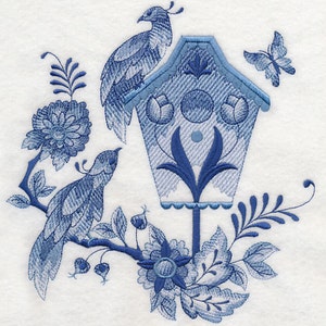 DELFT BLUE BIRDHOUSE #4 - Machine Embroidered Quilt Block (AzEB)
