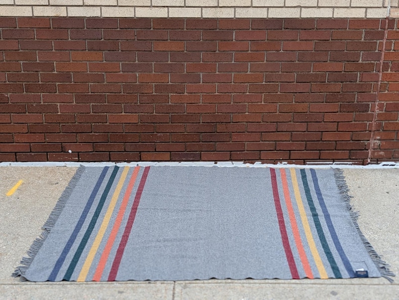 Pendleton randig ullfilt grå flerfärgad frans 51 x 66 bild 5