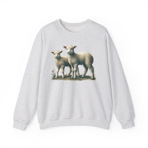 Vintage-Style Lamb Sweatshirt, Cozy Unisex Sweatshirt for Farm Lovers, Animal Lovers Gift, Spring Fashion, Casual Comfort