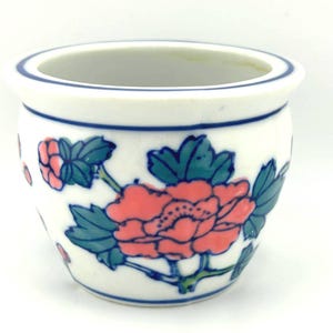 Vintage Chinoiserie Porcelain Planter: Pink & Blue Lotus Floral Vase