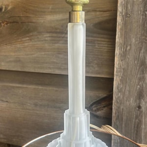 Vintage Art Deco Frosted Glass Lamp Base/Geometric Skyscraper Design/1940’s Boudour Accent Lamp/Hollywood Regency Lighting