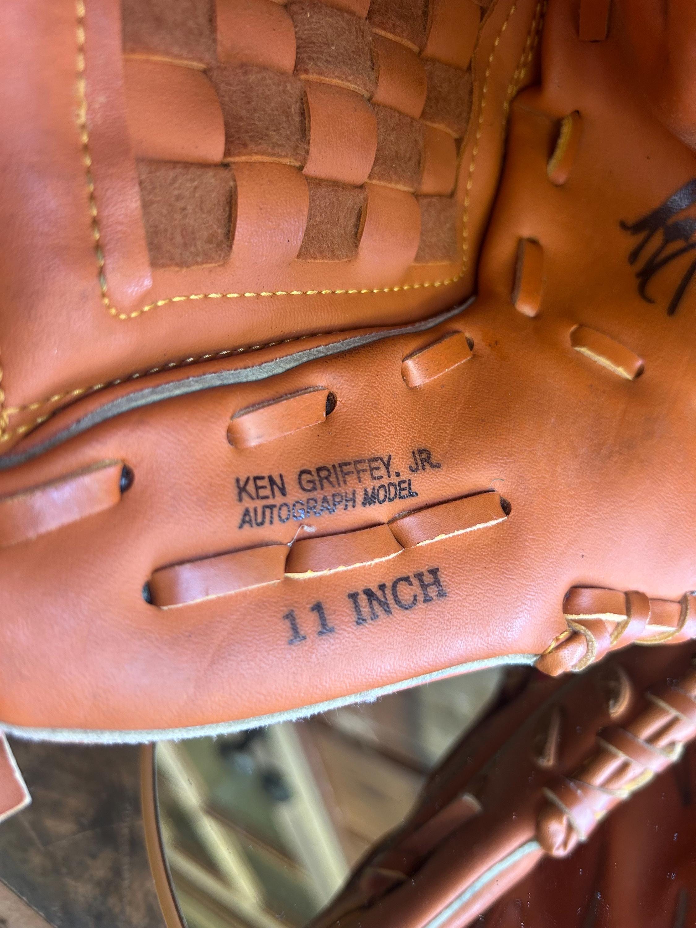 Vintage Rawlings Ken Griffey Jr. Autograph Model Gloves: 11
