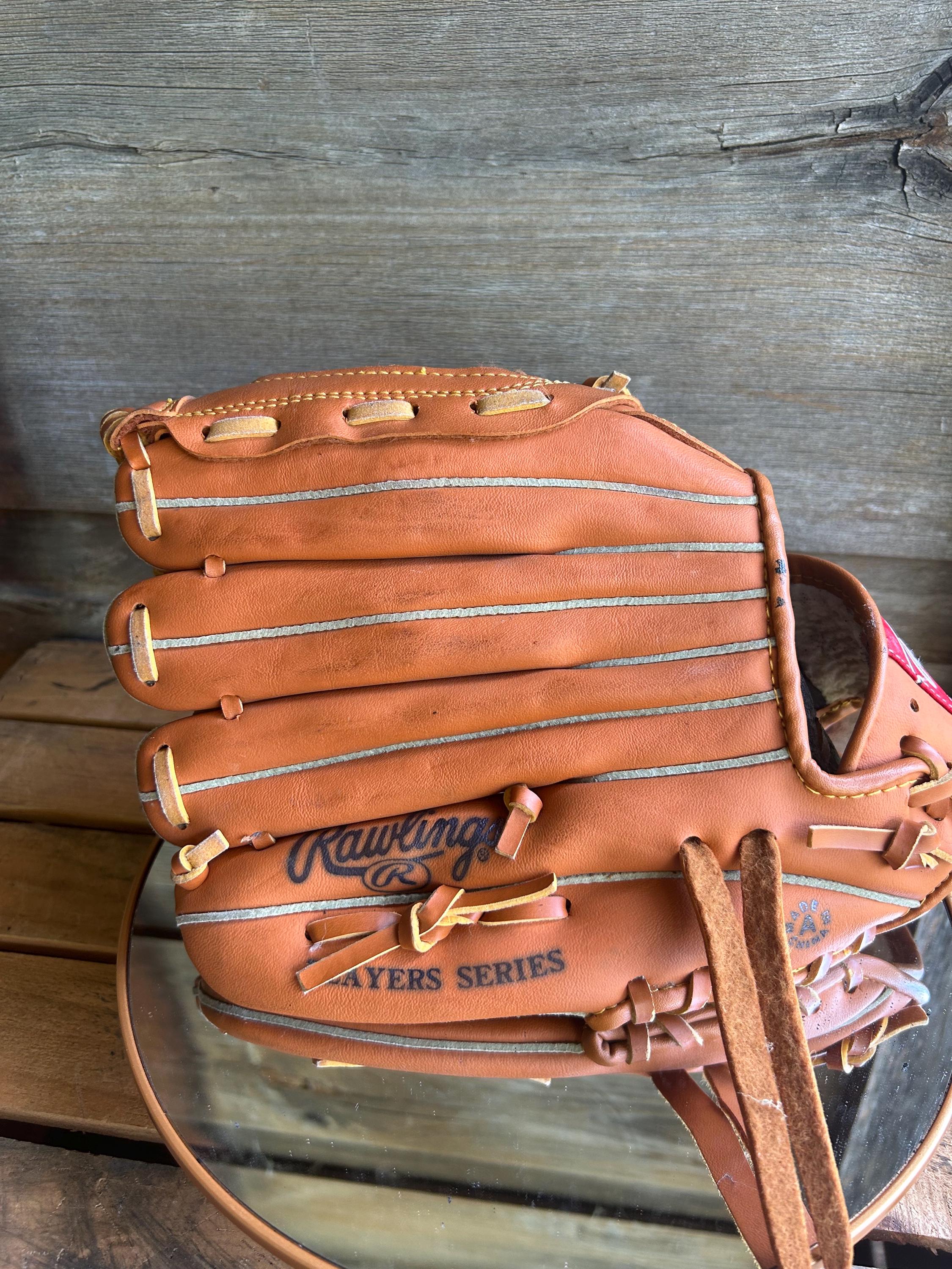 Vintage Rawlings Ken Griffey Jr. Autograph Model Gloves: 11