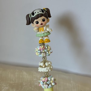 Handmade  Ballpoint Pen with Hand-Painted Bead & Mini Figure – Kawaii Stationery Gift – Collectible Art Pen – Unique Desk Accesso