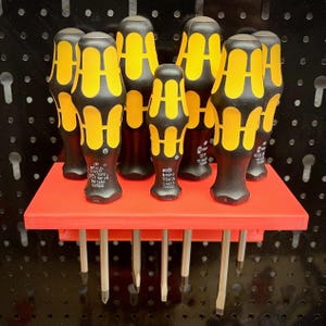 Screwdriver organizer, wall mounted organiser accessory tool holder for pegboard, plastic screwdriver storage stand