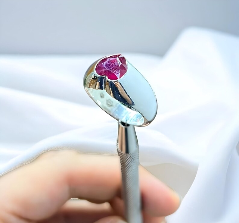 Ruby ring, Womens ruby ring, Silver ring, Ruby Gemstone ring, Engagement ring, Natural ruby ring, Anniversary gift for her, handmade ring