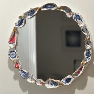18” Coastal Mirror (White Oysters)