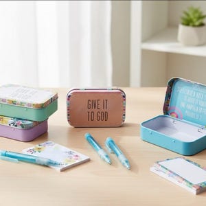 Give it to God Prayer Box: Spiritual Gift Tin (4x2.5 in)