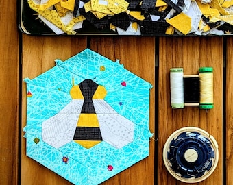 Bee 1 with Hexagon setting - EPP quilting pattern - The Fabric Hare - Original - PDF instant download