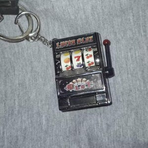Mini Slot Machine Keychain, Mini Jackpot Toy Key Ring, Gift Idea