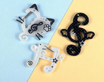Kawaii Music Note Carabiner Keychain, Black and White Acrylic Bag Charm, Gift for her