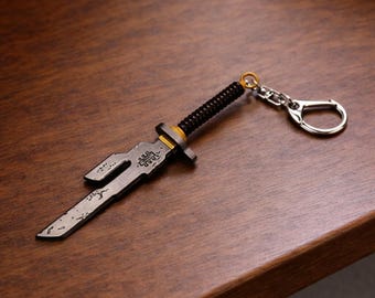 Anime Weapon Model Keychain, Metal Blade Pendant, Keyring Gift for Him