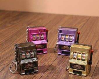 Mini Slot Machine Keychain, Mini Jackpot Toy Key Ring, Gift Idea