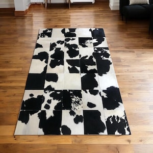 Black White Cowhide Patchwork Rug Handmade Leather Carpet Modern Checkerboard Style Natural Hair on Hide MBM Carpets For Home Decor Creative