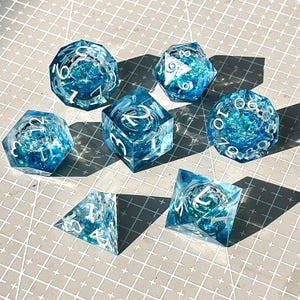 Blue DND Core Dice Set, Blue Edge Liquid Dice Set, Dungeons And Dragons Dice Set, Table Role Playing Games Dice Set, Role Playing Gift