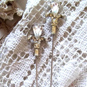 Vintage style Rhinestone set Fur or Hat Pin Brooch Jewelry Stick pins