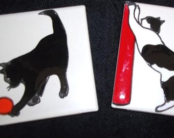 Posavasos de azulejos Studio Art con diseño de gato negro y gato esmoquin, 7,6 x 7,6 cm (juego de 2)